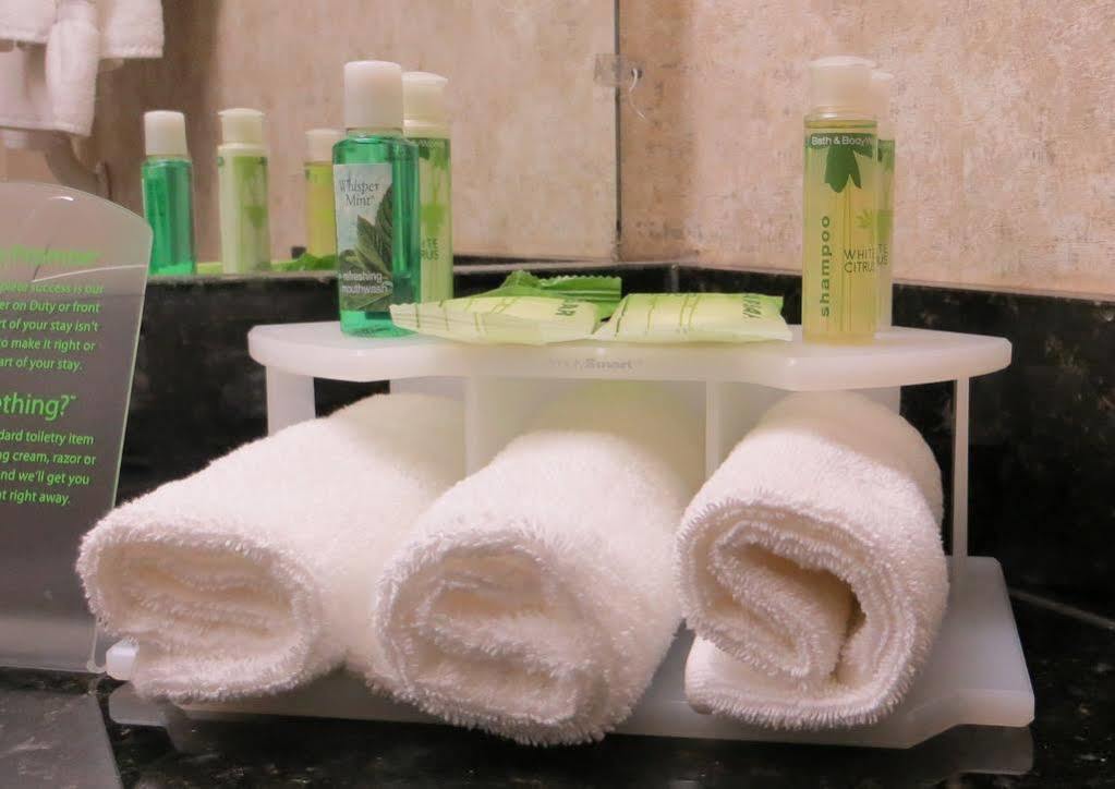 Holiday Inn Express Winfield - Teays Valley Hurricane Экстерьер фото